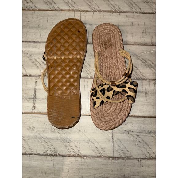 Cheeta Print Wickered Sandals Woman Sz 6.5 (39) - Picture 4 of 5